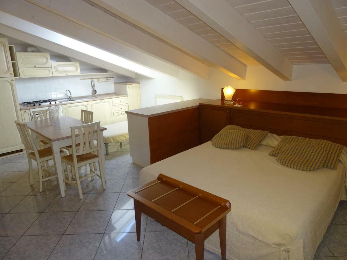 Residence Rosa Dei Venti Cervia Szoba fotó